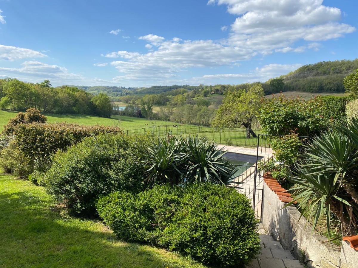 Hotel Domaine De Villot Sainte-Colombe-de-Villeneuve Esterno foto