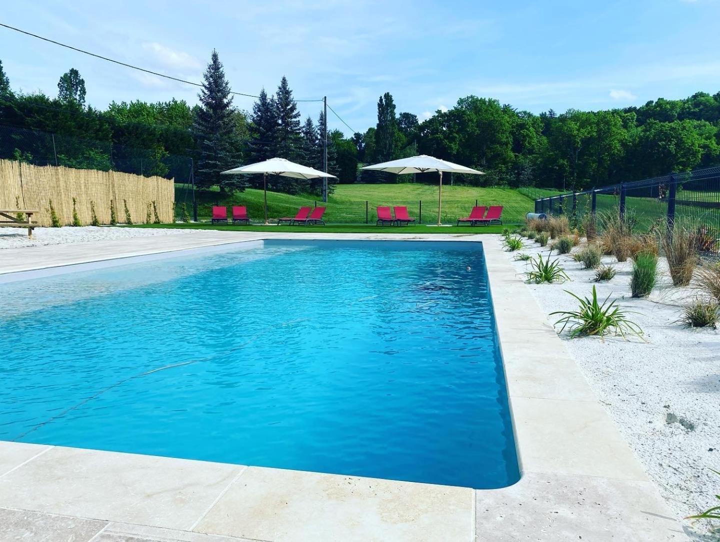 Hotel Domaine De Villot Sainte-Colombe-de-Villeneuve Esterno foto